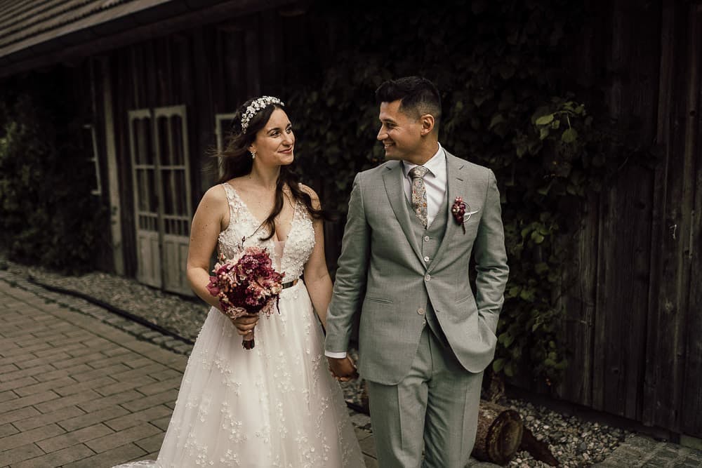 Wedding Photographer Munich - Getting married in Landgasthof Lenderstuben Balzhausen